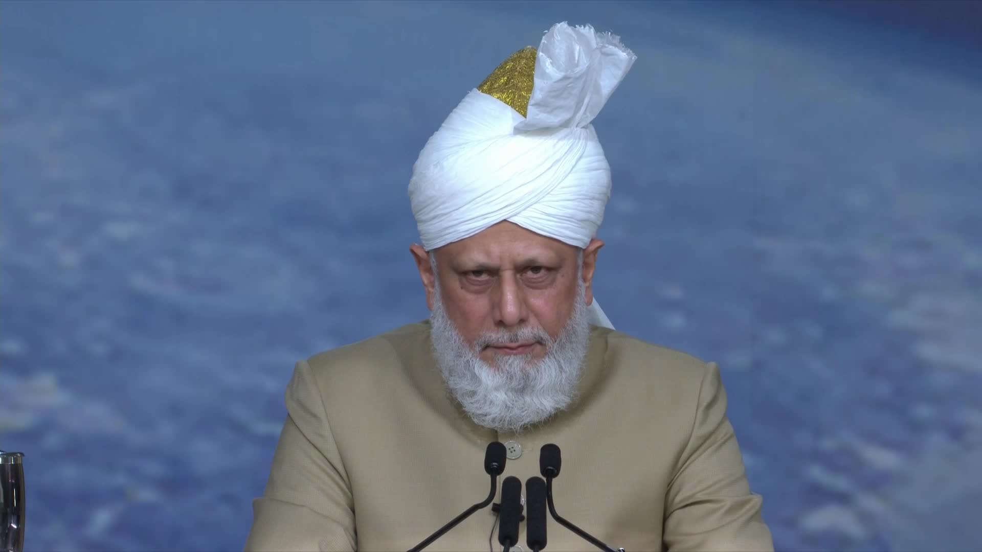 خطاب أمير المؤمنين في الجلسة