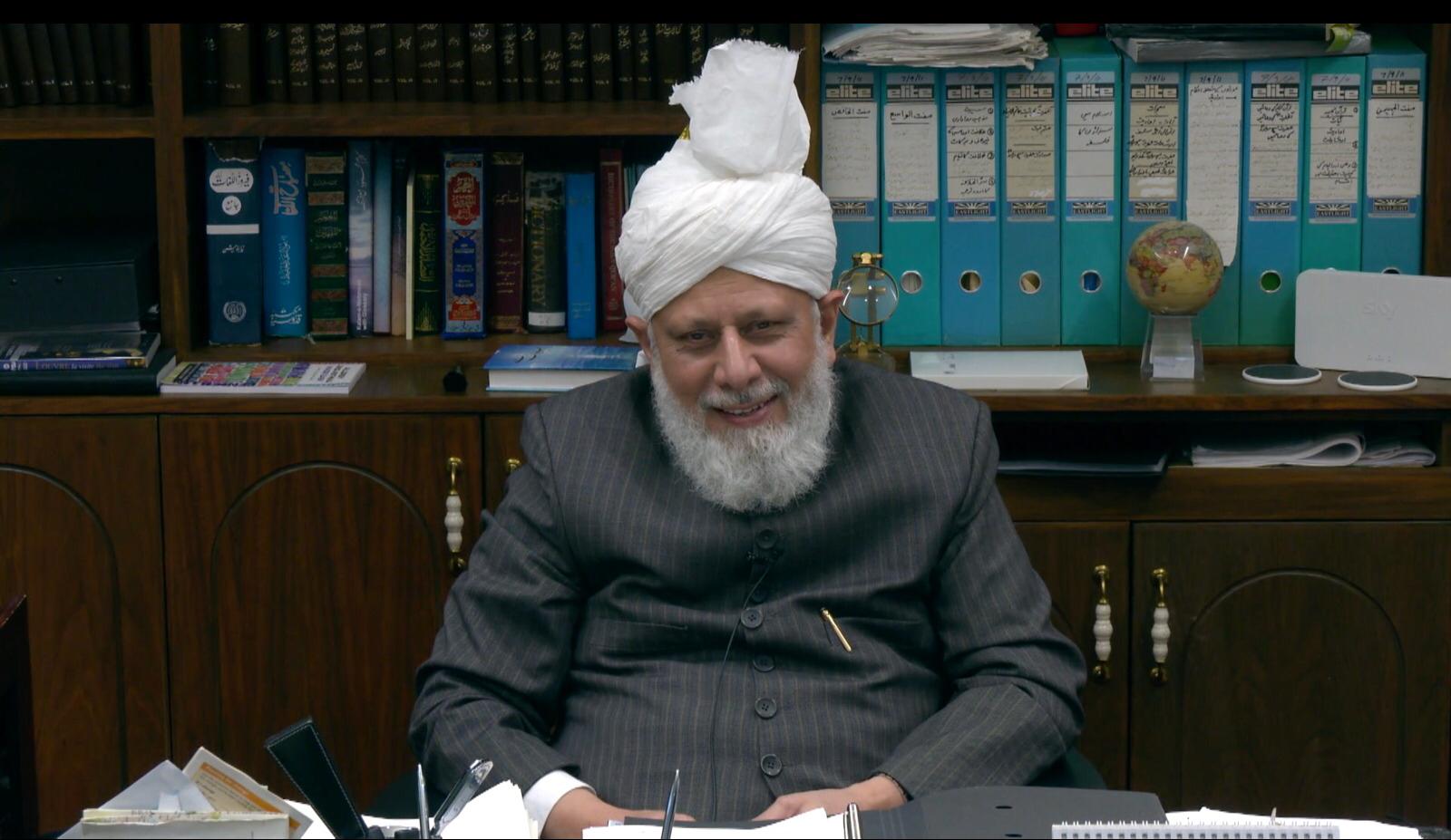 Huzoor Ke Saath Nashist