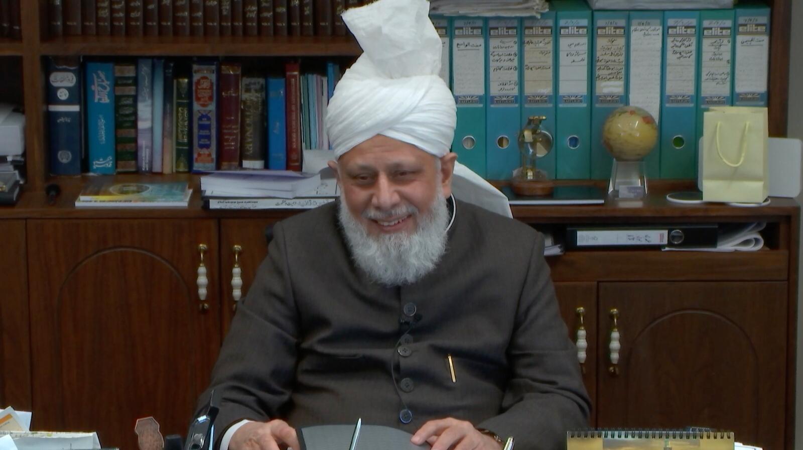Huzoor Ke Saath Nashist